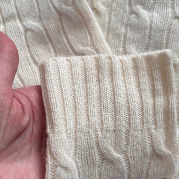 Ralph Lauren Ivory V-Neck Cable Knit Sweater - Picture 7 of 13